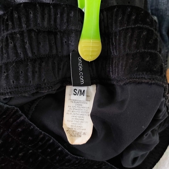 ONZIE black velvet velour jogger size SMALL/MEDIUM vintage look - Picture 10 of 10